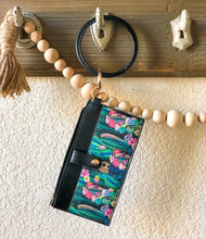 Load image into Gallery viewer, Bangle Wristlet  - Cactus Black
