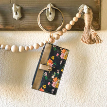 Load image into Gallery viewer, Bangle Wristlet - Floral Tan