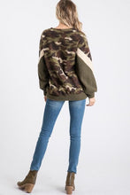 Load image into Gallery viewer, Harlow Camo Chevron Pullover